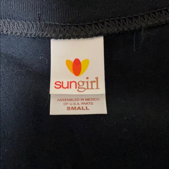 Top - Picture 2 of 3